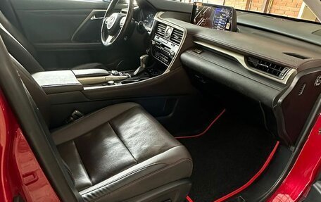 Lexus RX IV рестайлинг, 2017 год, 4 800 000 рублей, 8 фотография