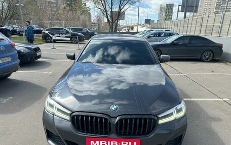BMW 5 серия, 2021 год, 6 997 000 рублей, 2 фотография