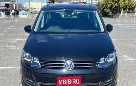 Volkswagen Sharan II, 2017 год, 1 441 000 рублей, 4 фотография