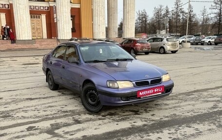 Toyota Carina E, 1997 год, 220 000 рублей, 3 фотография