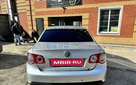 Volkswagen Jetta VI, 2009 год, 495 000 рублей, 3 фотография