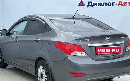 Hyundai Solaris II рестайлинг, 2013 год, 700 000 рублей, 4 фотография