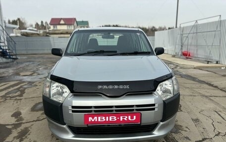 Toyota Probox I, 2016 год, 915 000 рублей, 2 фотография