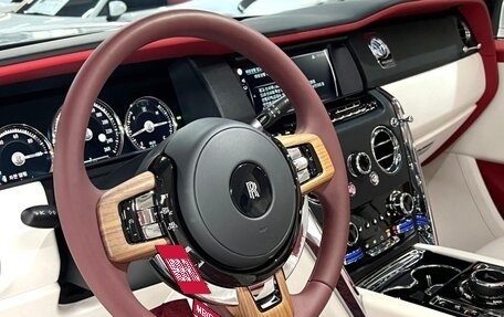 Rolls-Royce Cullinan, 2021 год, 35 950 000 рублей, 4 фотография
