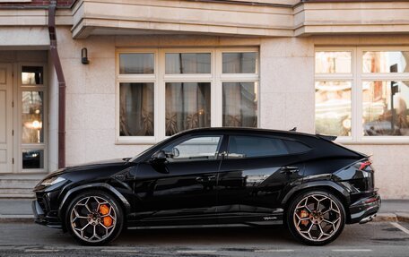 Lamborghini Urus I, 2023 год, 56 000 000 рублей, 4 фотография