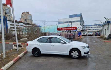 Skoda Octavia, 2018 год, 1 250 000 рублей, 2 фотография