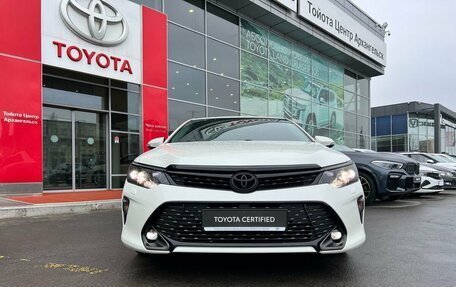 Toyota Camry, 2018 год, 2 599 000 рублей, 5 фотография