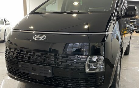 Hyundai Staria, 2021 год, 5 450 000 рублей, 2 фотография