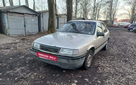 Opel Vectra A, 1990 год, 125 000 рублей, 3 фотография