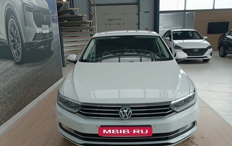 Volkswagen Passat B8 рестайлинг, 2019 год, 2 363 000 рублей, 2 фотография