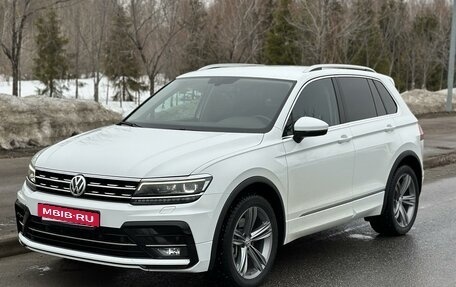 Volkswagen Tiguan II, 2018 год, 3 350 000 рублей, 2 фотография