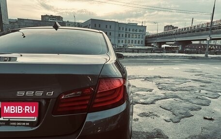 BMW 5 серия, 2012 год, 1 680 000 рублей, 3 фотография