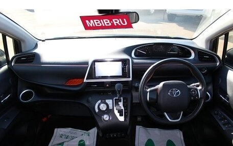 Toyota Sienta II, 2020 год, 1 650 000 рублей, 4 фотография