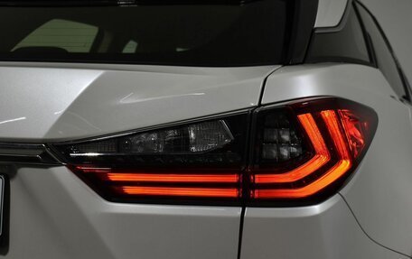 Lexus RX IV рестайлинг, 2019 год, 4 530 000 рублей, 8 фотография
