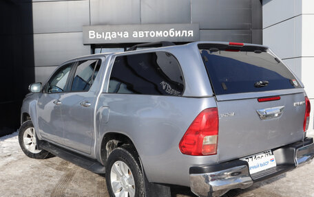 Toyota Hilux VIII, 2017 год, 2 849 000 рублей, 4 фотография