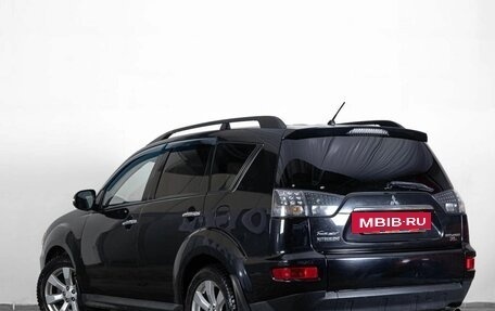 Mitsubishi Outlander III рестайлинг 3, 2011 год, 1 829 000 рублей, 7 фотография