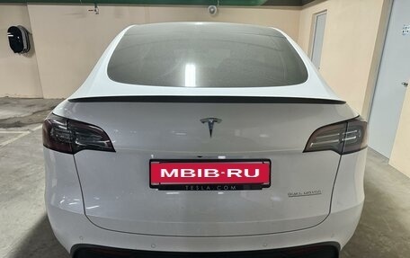 Tesla Model Y I, 2022 год, 5 900 000 рублей, 4 фотография