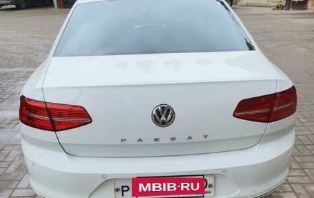 Volkswagen Passat B8 рестайлинг, 2019 год, 2 750 000 рублей, 2 фотография
