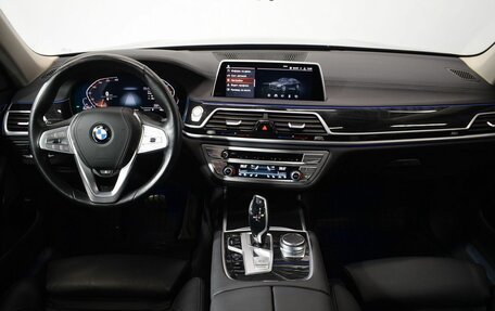 BMW 7 серия, 2019 год, 6 969 000 рублей, 10 фотография