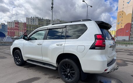 Toyota Land Cruiser Prado 150 рестайлинг 2, 2018 год, 6 250 000 рублей, 5 фотография