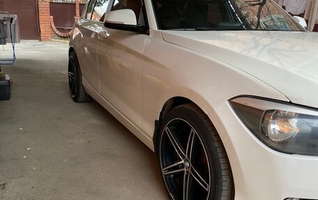 BMW 1 серия, 2013 год, 1 350 000 рублей, 3 фотография