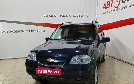 Chevrolet Niva I рестайлинг, 2011 год, 613 000 рублей, 3 фотография