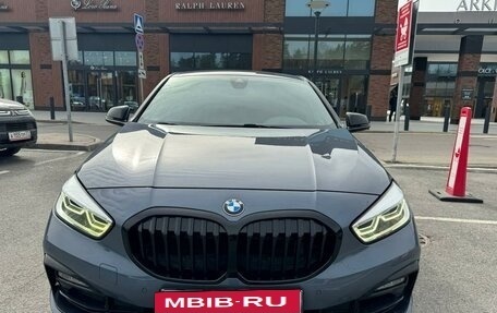 BMW 1 серия, 2019 год, 2 345 000 рублей, 3 фотография