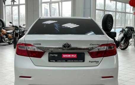 Toyota Camry, 2012 год, 1 899 000 рублей, 4 фотография