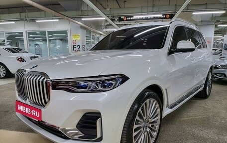 BMW X7, 2022 год, 9 210 000 рублей, 3 фотография