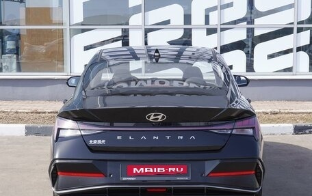 Hyundai Elantra, 2023 год, 2 449 000 рублей, 4 фотография