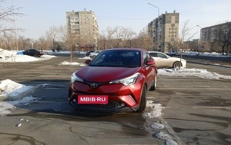 Toyota C-HR I рестайлинг, 2019 год, 2 300 000 рублей, 2 фотография