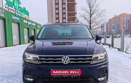 Volkswagen Tiguan II, 2017 год, 2 150 000 рублей, 2 фотография