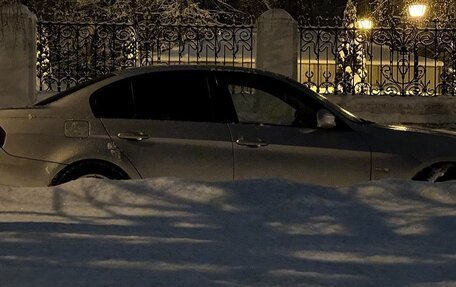 BMW 3 серия, 2011 год, 1 145 000 рублей, 4 фотография