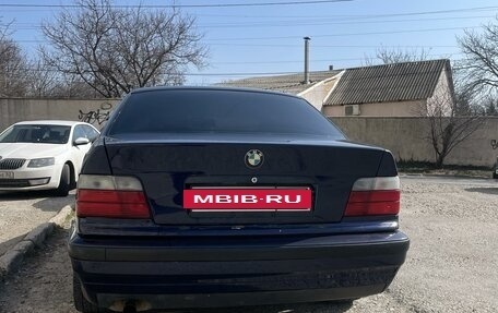 BMW 3 серия, 1994 год, 310 000 рублей, 3 фотография