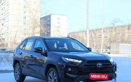 Toyota RAV4, 2023 год, 4 750 000 рублей, 3 фотография