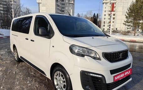 Peugeot Traveller I, 2020 год, 2 650 000 рублей, 4 фотография