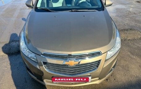 Chevrolet Cruze II, 2013 год, 730 000 рублей, 2 фотография