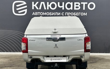 Mitsubishi L200 IV рестайлинг, 2019 год, 2 450 000 рублей, 6 фотография