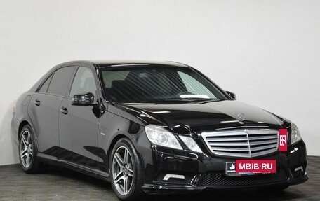 Mercedes-Benz E-Класс, 2011 год, 1 569 000 рублей, 3 фотография