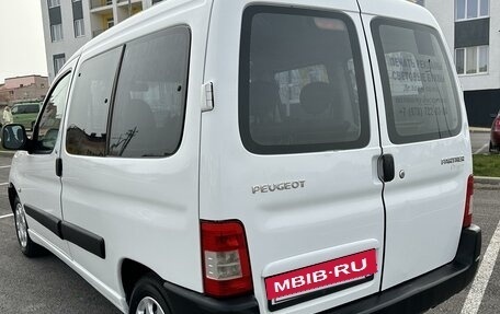 Peugeot Partner II рестайлинг 2, 2010 год, 670 000 рублей, 5 фотография