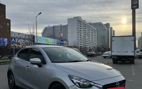 Mazda Demio IV, 2018 год, 1 075 000 рублей, 4 фотография