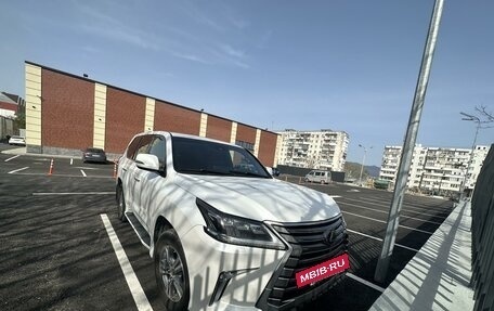 Lexus LX III, 2017 год, 7 000 000 рублей, 8 фотография
