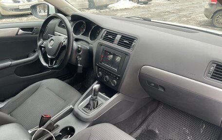 Volkswagen Jetta VI, 2016 год, 1 450 000 рублей, 4 фотография
