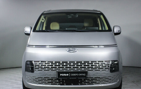 Hyundai Staria, 2021 год, 4 990 000 рублей, 2 фотография