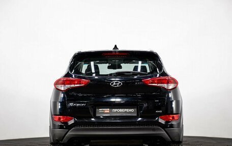 Hyundai Tucson III, 2018 год, 2 000 000 рублей, 5 фотография