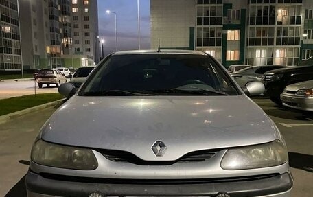 Renault Laguna II, 1999 год, 185 000 рублей, 2 фотография