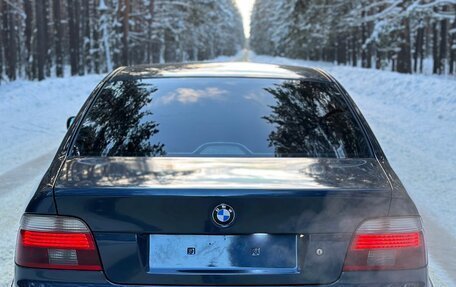 BMW 5 серия, 2003 год, 970 000 рублей, 3 фотография