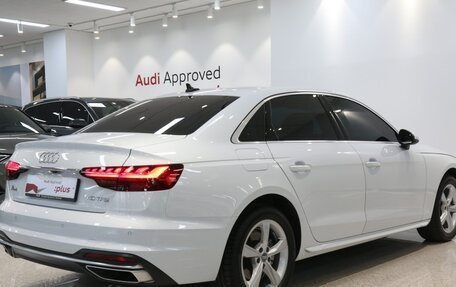 Audi A4, 2021 год, 3 220 000 рублей, 2 фотография