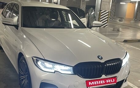 BMW 3 серия, 2019 год, 5 800 000 рублей, 4 фотография