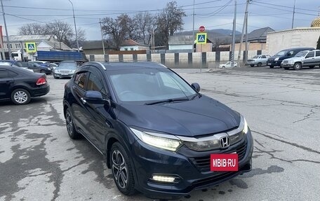 Honda Vezel, 2018 год, 2 200 000 рублей, 3 фотография